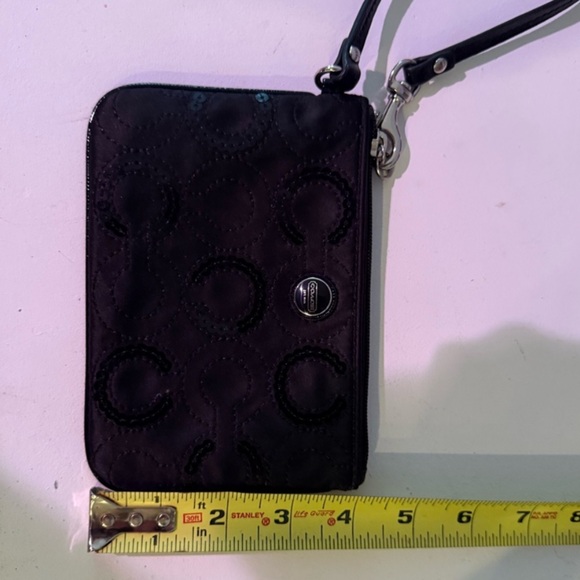 Coach EUC Black Wristlet with Embossed Logo - Picture 4 of 5